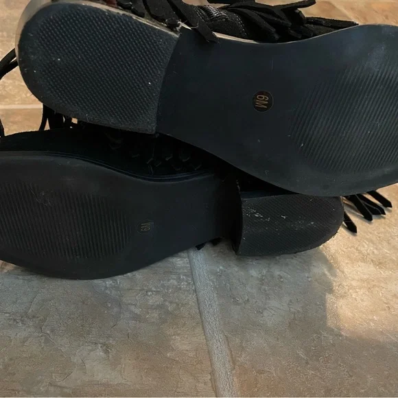 •Steve Madden Fridge Boots• - Picture 4 of 5